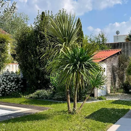 Maison De Charme Avec Piscine, Escapade, Detente * La Rochelle (Charente-Maritime)