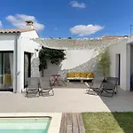 Сasa de vacaciones Maison De Charme Avec Piscine, Escapade, Détente La Rochelle (Charente-Maritime)
